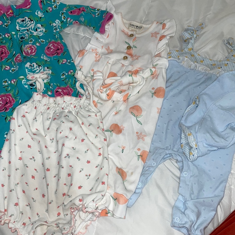 All gently used 0-3 and 3-6 months baby girl clothes